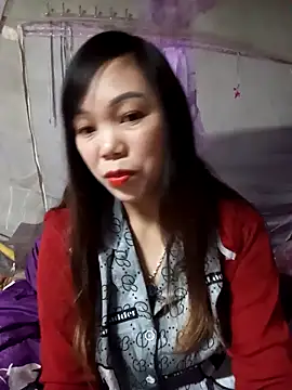 Snapshot of Tary_toot chatting on 12/04/25, 02:04 Tary toot online show from 12/04/25, 02:04