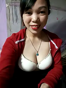 Snapshot of Tary_toot chatting on 12/05/25, 02:14 Tary toot online show from 12/05/25, 02:14