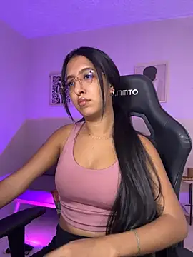 Valerygomez02 online show from 10/14/25, 08:09