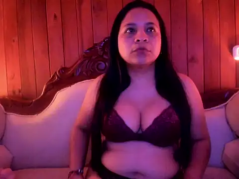 Snapshot of KatheWindslet chatting on 10/17/25, 03:31 KatheWindslet online show from 10/17/25, 03:31