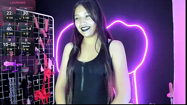 Snapshot of Mistress_Megan_BDSM chatting on 10/23/25, 08:29 Mistress Megan BDSM online show from 10/23/25, 08:29