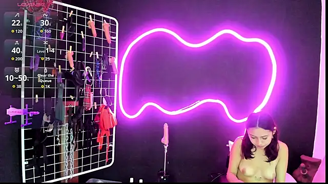 Snapshot of Mistress_Megan_BDSM chatting on 10/27/25, 07:07 Mistress Megan BDSM online show from 10/27/25, 07:07