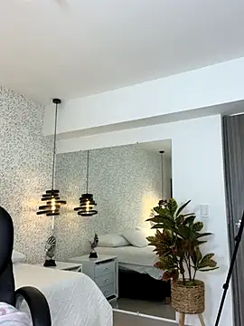 Snapshot of EMILIIA_RICHTER__ chatting on 09/29/25, 07:08 EMILIIA RICHTER   online show from 09/29/25, 07:08