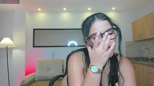 Snapshot of Mila_blaze chatting on 10/17/25, 02:59 Mila blaze online show from 10/17/25, 02:59