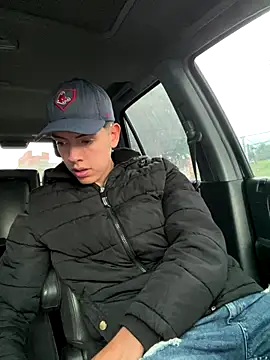 mattebret11 online show from 11/04/25, 05:56