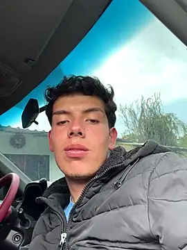 mattebret11 online show from 12/16/25, 05:51