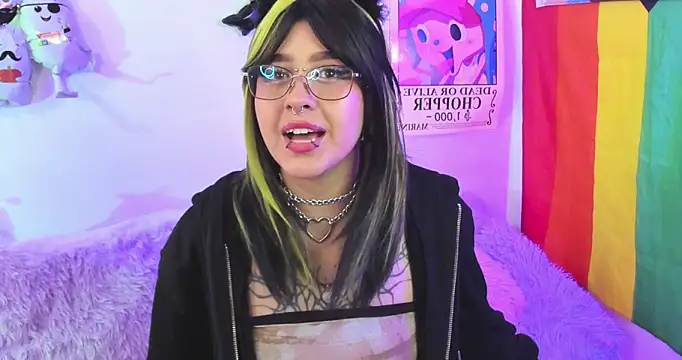 Snapshot of NekoWaifu chatting on 10/29/25, 01:24 NekoWaifu online show from 10/29/25, 01:24