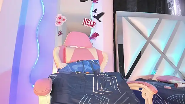 Mara royal online show from 11/13/25, 09:58