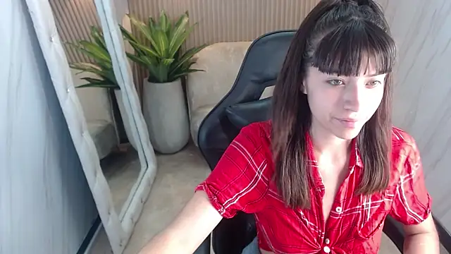 Snapshot of Isabella_Blondetf chatting on 09/26/25, 01:26 Isabella Blondetf online show from 09/26/25, 01:26