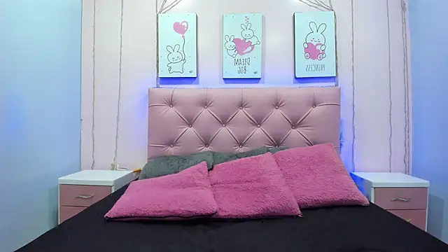 Snapshot of Issaa_Tyler chatting on 10/16/25, 03:18 Issaa Tyler online show from 10/16/25, 03:18