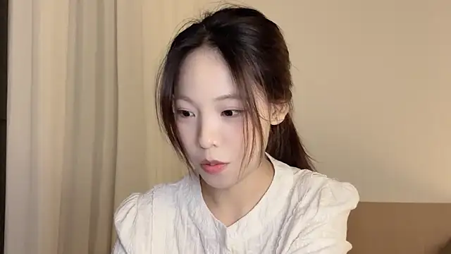 Snapshot of Meng_777 chatting on 10/27/25, 11:03 Meng 777 online show from 10/27/25, 11:03