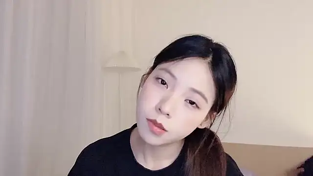 Snapshot of Meng_777 chatting on 11/10/25, 12:48 Meng 777 online show from 11/10/25, 12:48