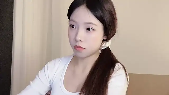 Snapshot of Meng_777 chatting on 11/23/25, 11:54 Meng 777 online show from 11/23/25, 11:54