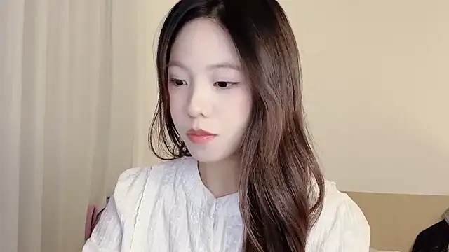 Snapshot of Meng_777 chatting on 11/24/25, 11:43 Meng 777 online show from 11/24/25, 11:43