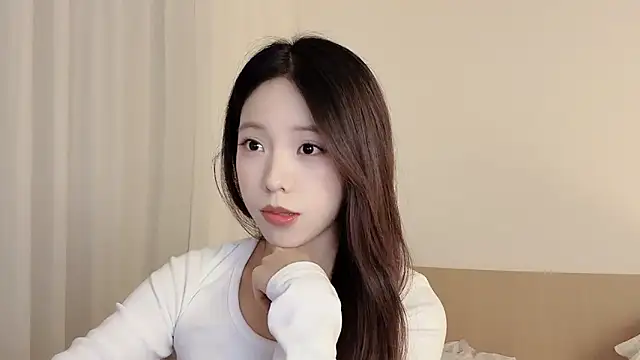 Snapshot of Meng_777 chatting on 11/27/25, 12:07 Meng 777 online show from 11/27/25, 12:07