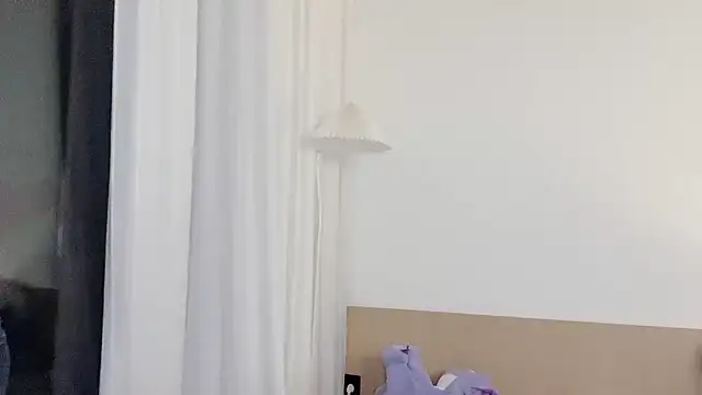 Snapshot of Meng_777 chatting on 12/02/25, 11:26 Meng 777 online show from 12/02/25, 11:26