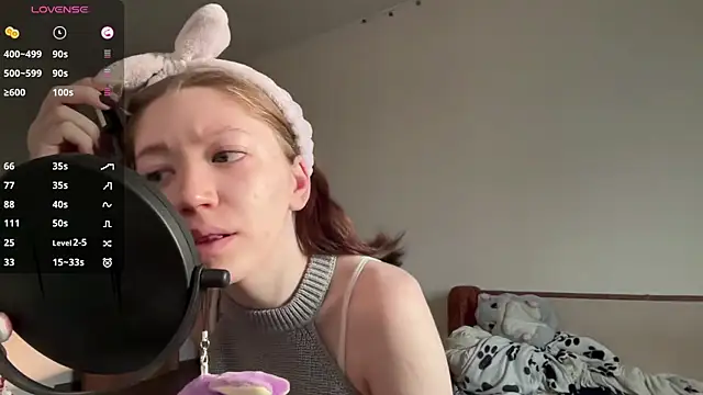 Snapshot of MargarettNewbie chatting on 10/22/25, 04:13 MargarettNewbie online show from 10/22/25, 04:13