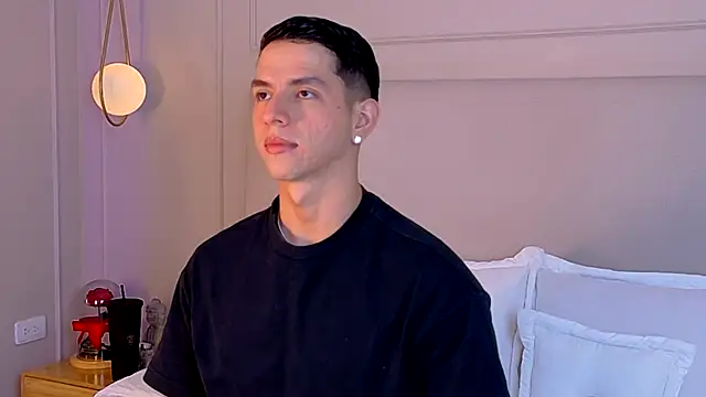 Snapshot of ZaneDawson chatting on 11/12/25, 03:40 ZaneDawson online show from 11/12/25, 03:40