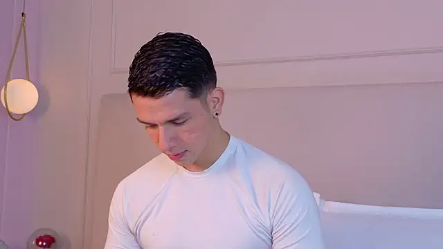 Snapshot of ZaneDawson chatting on 11/20/25, 03:18 ZaneDawson online show from 11/20/25, 03:18