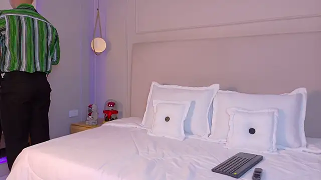 Snapshot of ZaneDawson chatting on 11/22/25, 03:38 ZaneDawson online show from 11/22/25, 03:38