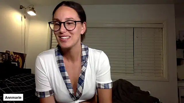 Snapshot of annmarieferrara chatting on 09/26/25, 02:04 annmarieferrara online show from 09/26/25, 02:04