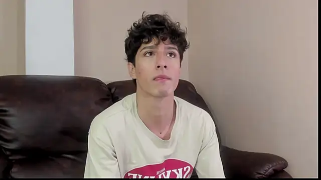 Snapshot of Xam_Collen chatting on 12/02/25, 03:40 Xam Collen online show from 12/02/25, 03:40