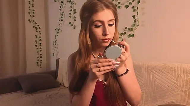 LinhStirna online show from 10/25/25, 09:20