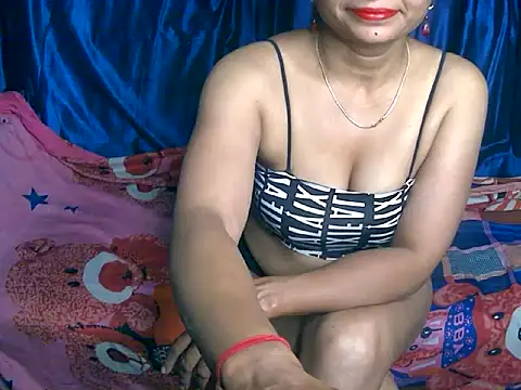 Sangeetha5 online show from 11/02/25, 07:38