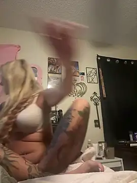 tattoobarbiexox online show from 10/14/25, 10:27