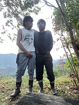 Snapshot of sky-wolves chatting on 09/19/25, 10:54 sky-wolves online show from 09/19/25, 10:54