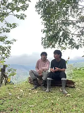 Snapshot of sky-wolves chatting on 10/03/25, 04:37 sky-wolves online show from 10/03/25, 04:37