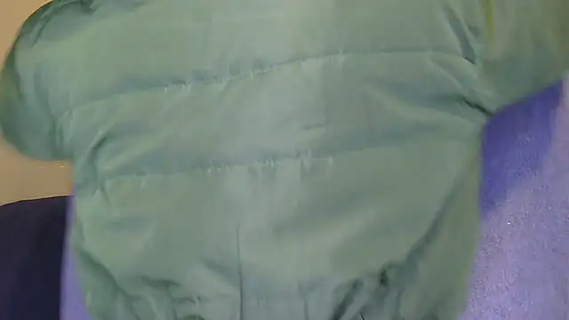 Snapshot of Serafynn chatting on 12/02/25, 02:17 Serafynn online show from 12/02/25, 02:17