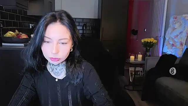 jeans-and-peach online show from 10/04/25, 03:59