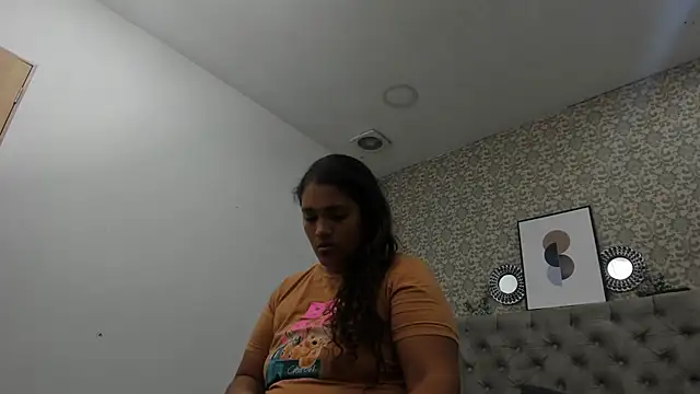 Snapshot of Hanna_Marshall_ chatting on 10/28/25, 11:25 Hanna Marshall online show from 10/28/25, 11:25