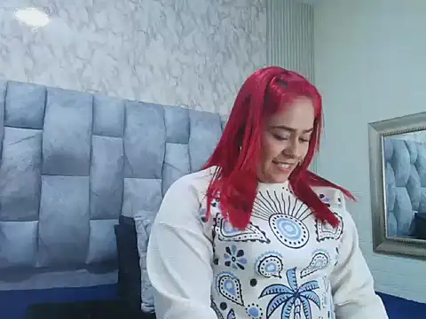 Snapshot of sofiagutierrez__ chatting on 09/20/25, 12:55 sofiagutierrez   online show from 09/20/25, 12:55