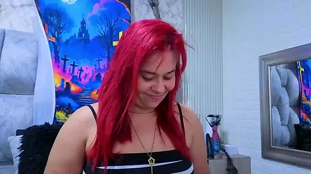 Snapshot of sofiagutierrez__ chatting on 10/20/25, 04:35 sofiagutierrez   online show from 10/20/25, 04:35