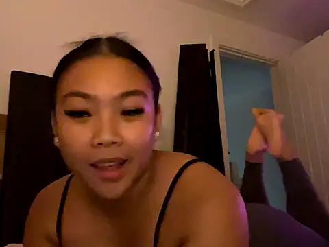 MissCherryyxox online show from 09/16/25, 07:37
