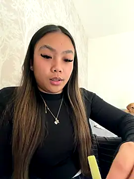 MissCherryyxox online show from 10/10/25, 01:10