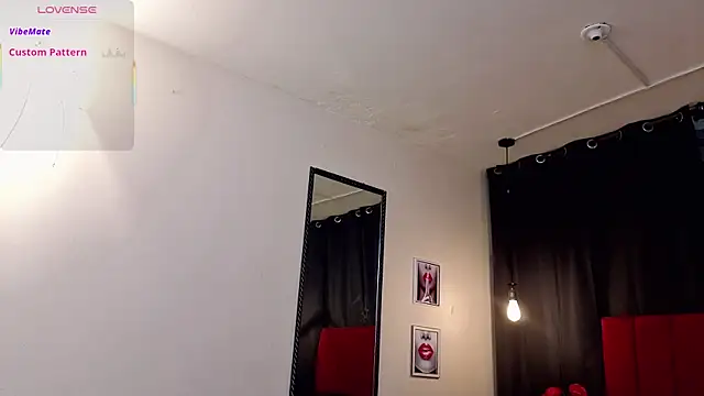 Snapshot of Angel-dragun chatting on 10/04/25, 03:04 Angel-dragun online show from 10/04/25, 03:04