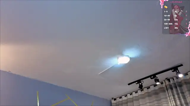 Snapshot of Angel-dragun chatting on 11/06/25, 03:29 Angel-dragun online show from 11/06/25, 03:29