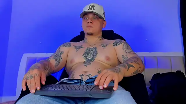 Snapshot of denis_munera chatting on 09/21/25, 03:24 denis munera online show from 09/21/25, 03:24