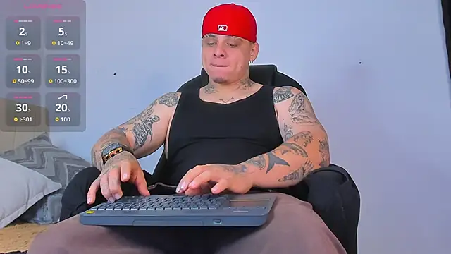 Snapshot of denis_munera chatting on 10/01/25, 11:05 denis munera online show from 10/01/25, 11:05