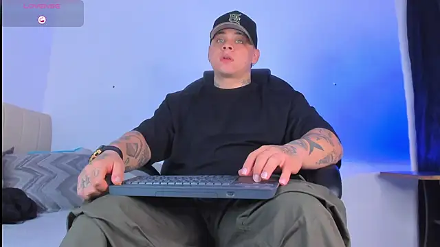 Snapshot of denis_munera chatting on 10/17/25, 11:57 denis munera online show from 10/17/25, 11:57