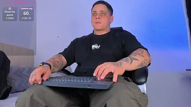 Snapshot of denis_munera chatting on 10/25/25, 10:34 denis munera online show from 10/25/25, 10:34