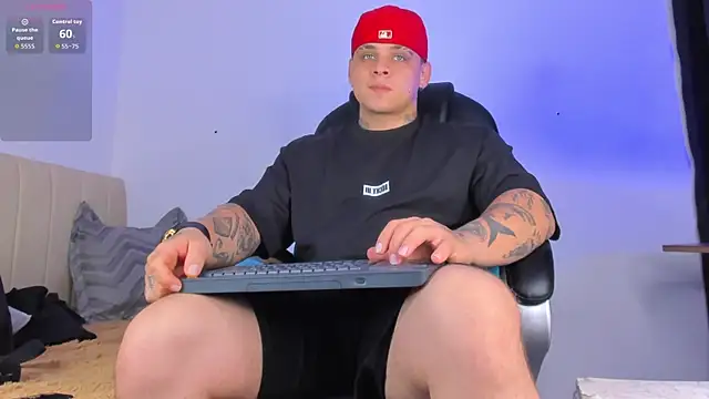 Snapshot of denis_munera chatting on 10/28/25, 09:46 denis munera online show from 10/28/25, 09:46