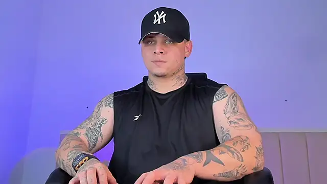 denis munera online show from 11/25/25, 04:34