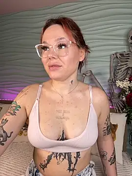 EvaNude- online show from 10/13/25, 10:10