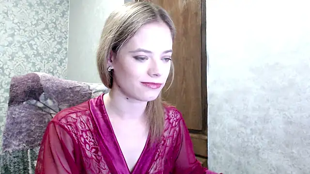 Snapshot of Kate__Loves chatting on 10/06/25, 06:27 Kate Loves online show from 10/06/25, 06:27