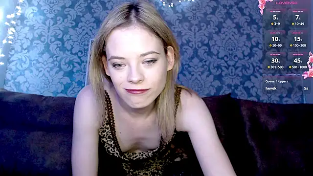 Kate  Loves online show from 12/16/25, 06:46