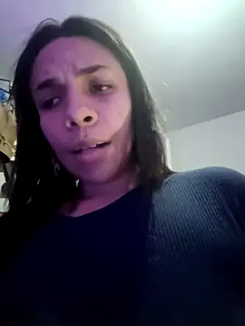 Snapshot of VioletStonee1 chatting on 10/15/25, 09:37 VioletStonee1 online show from 10/15/25, 09:37